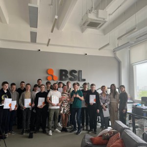 Наши резиденты проходят стажировку в IT-компании BSL - Школа программирования для детей, компьютерные курсы для школьников, начинающих и подростков - KIBERone г. Лангепас